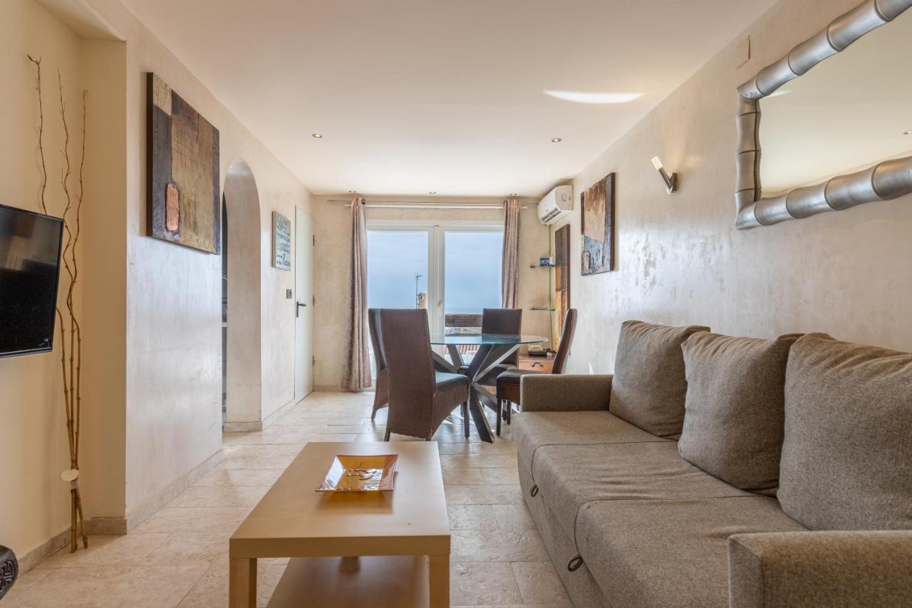 Seabreeze Carihuela Apartment Торремолинос Экстерьер фото